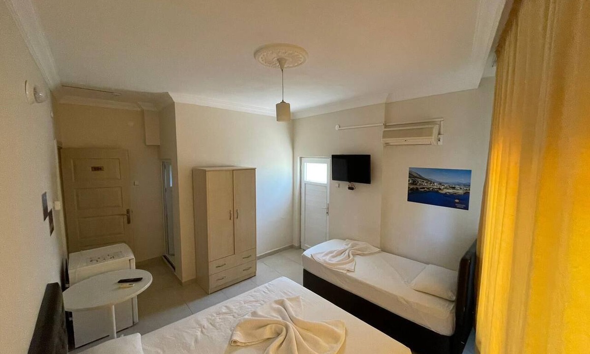 Aydincik Hotel | Ünlü Konaklama Kafe