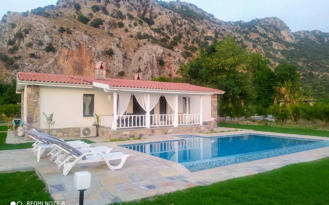 Dalyan Villa | 160 m² Villa ∙ 4 bedrooms ∙ 8 guests