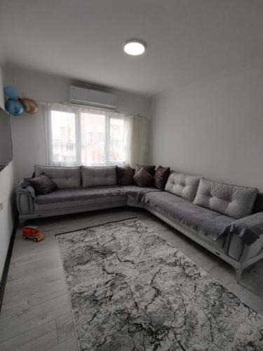 Bornova Apartment | 1Aileye-Firma Çalışanlarına EGE Üniversite & Hastanesi YAKINI