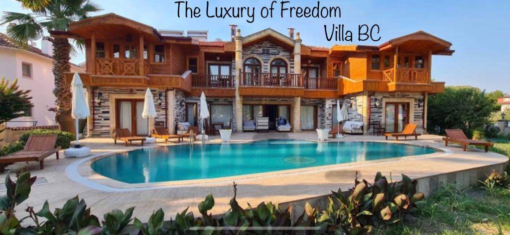 Dalyan City Center Villa | 285 m² Villa ∙ 10 bedrooms ∙ 20 guests