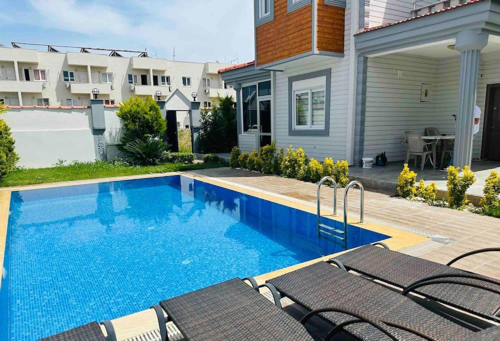 Kadriye Villa | 3+1 Palm Pool Villa