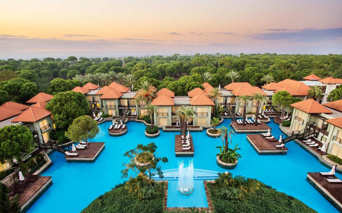 Lara Hotel | 396 m² Hotel ∙ 4 bedrooms ∙ 127 guests