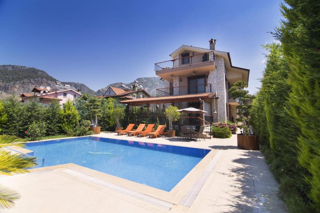Gocek Villa | 5BR, Central Villa with Private Pool