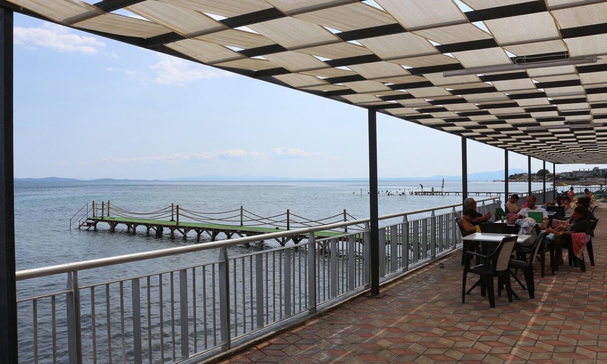 Kucukkuyu Hotel | Address Küçükkuyu