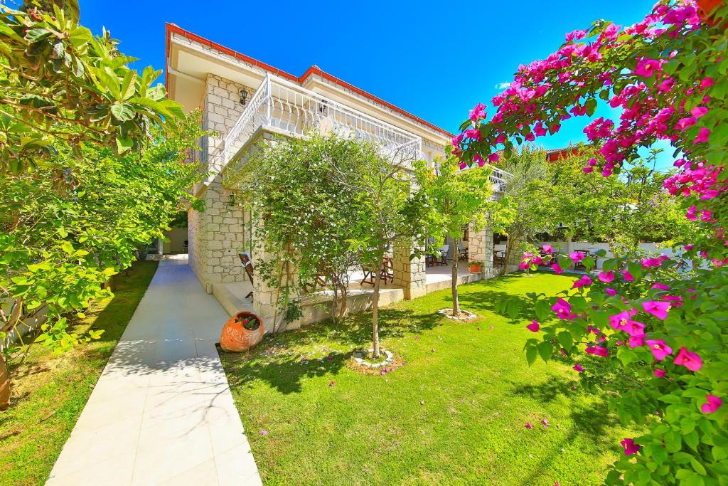 Alacati Hotel | Tokoglu