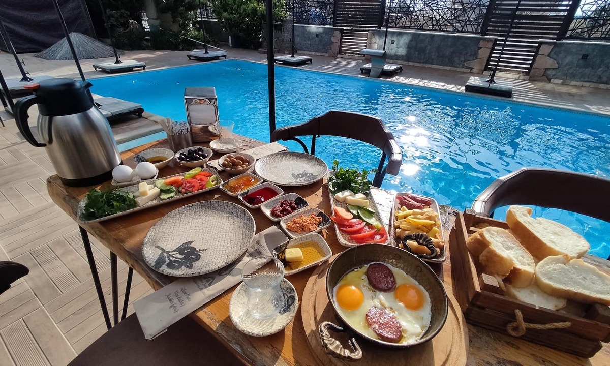 Dikili Hotel | Aterna Hotel