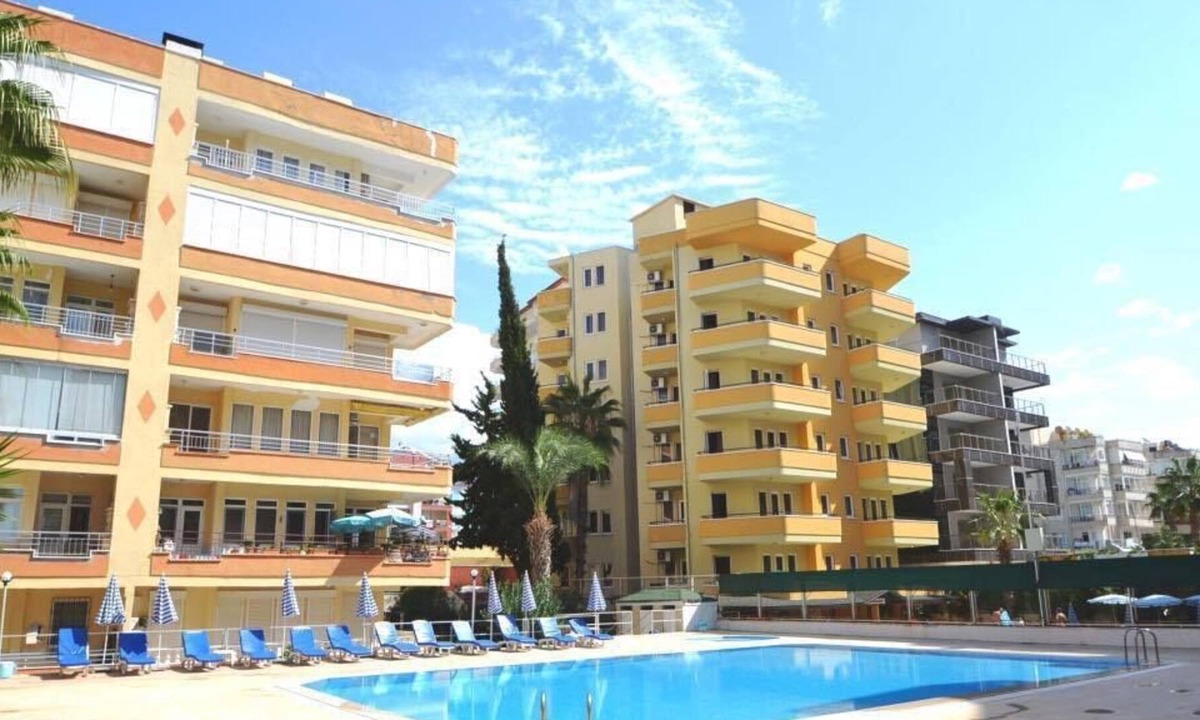 Seki Apartment | Attractive apartment - right down to the beach
