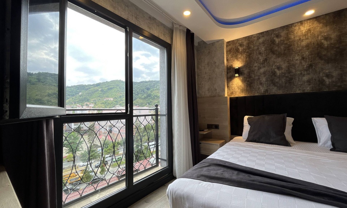 Arakli Hotel | Avni Bey Otel