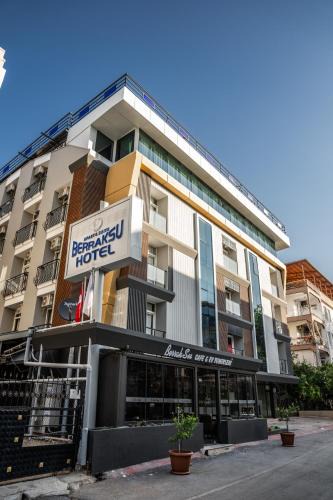 Kultur Mahallesi Hotel | Berrak Su Hotel