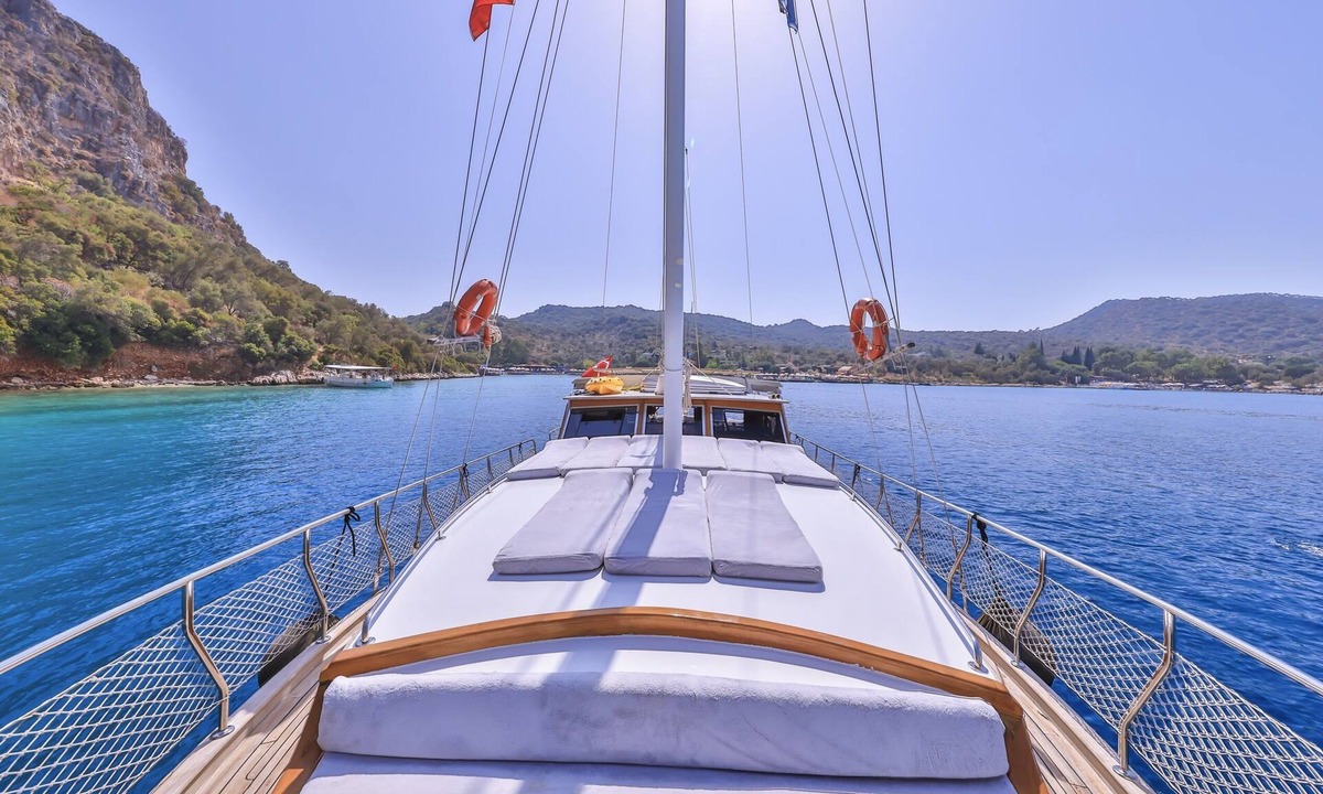 Kas Villa | Better than the best luxury hotel , finer than the finest full service villa.
