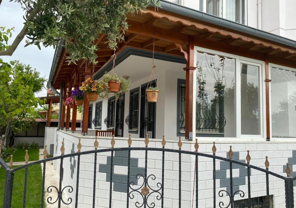 Burhaniye Apartment | Burhaniye Dilek Villası