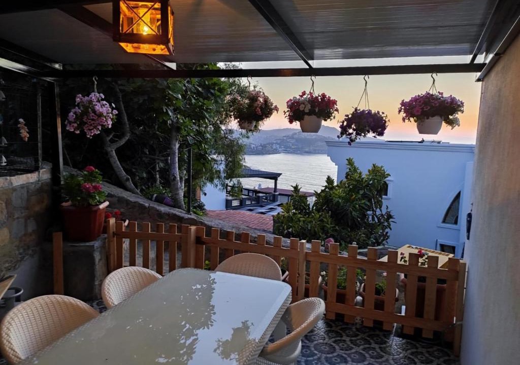 Yalikavak Villa | Chic House with Shared Pool near Sea in Yalikavak