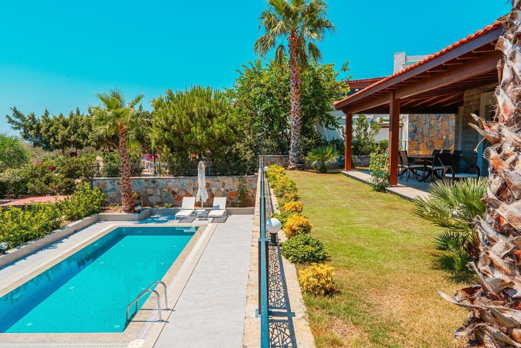 Turgutreis Villa | Excellent 3BR Villa with Private Pool Gümüşlük