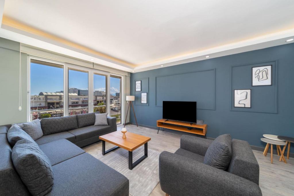 Lara Apartment | Flat with Walking Distance to Beach in Antalya