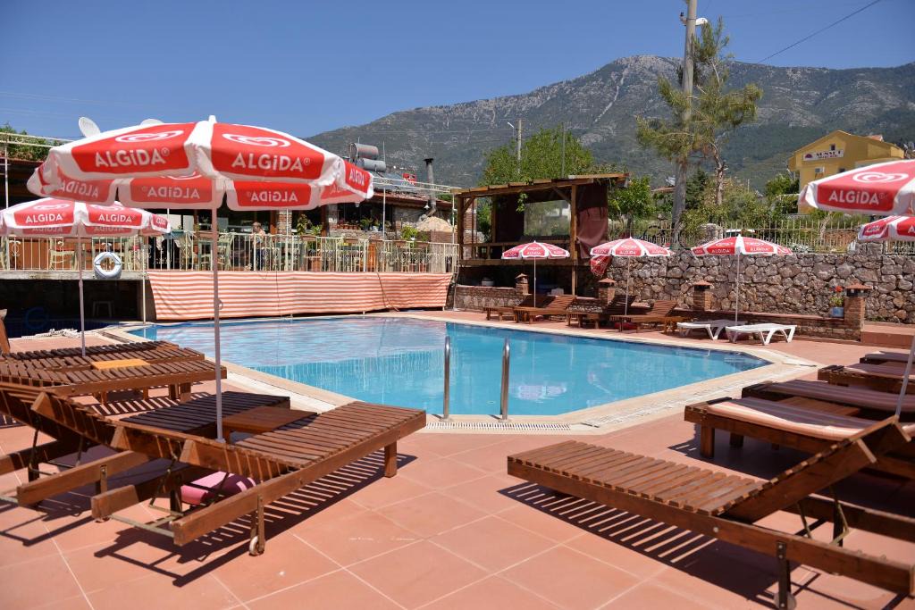 Oludeniz Apartment | garden evita