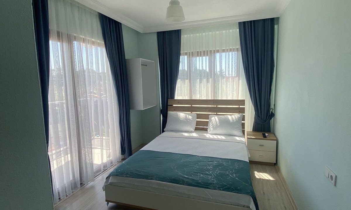 Ezine Hotel | Geyikli Paris Otel