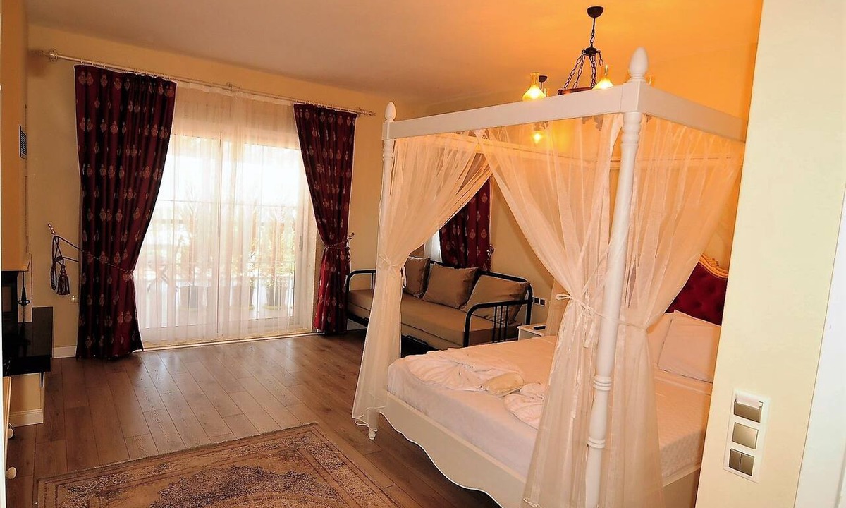 Tokoglu Hotel | Grand Alacati Boutique Hotel