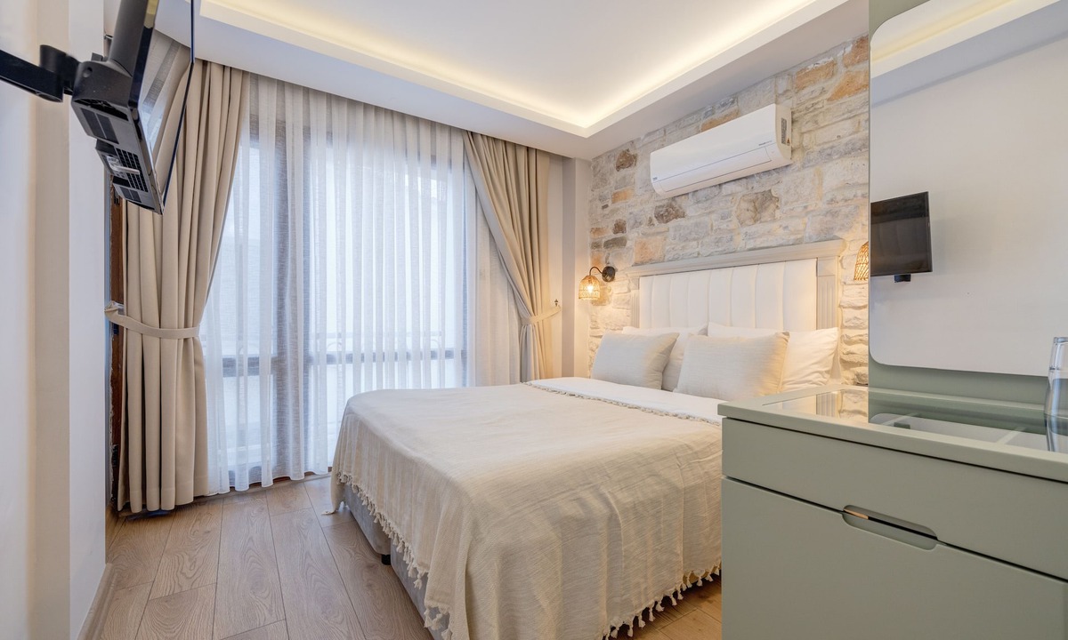 Foca Hotel | Hanedan Otel
