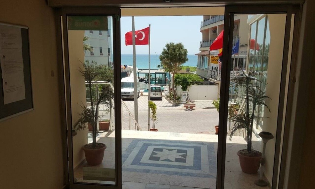 Altinkum Hotel | Hotel First Class