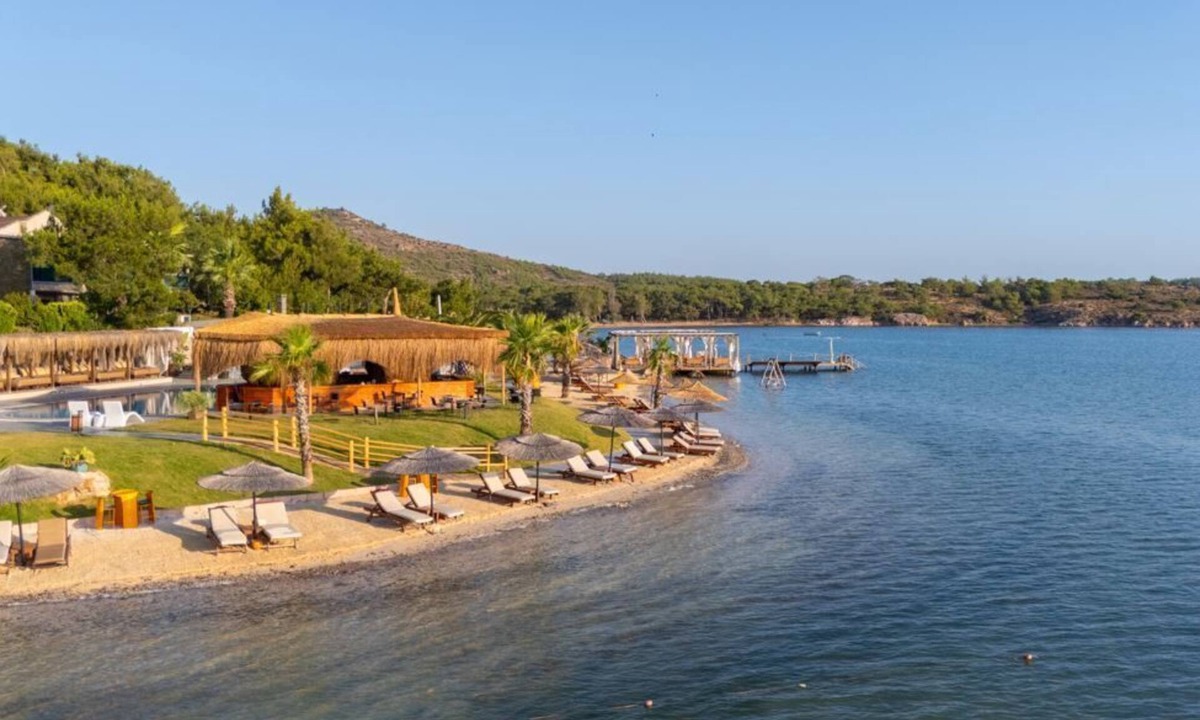 Ayvalik Hostel | Khaja Beach Hotel
