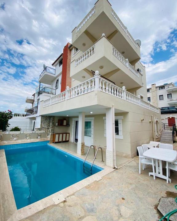 Sogucak Villa | Kuşadası'nda özel havuzlu Villa Efes