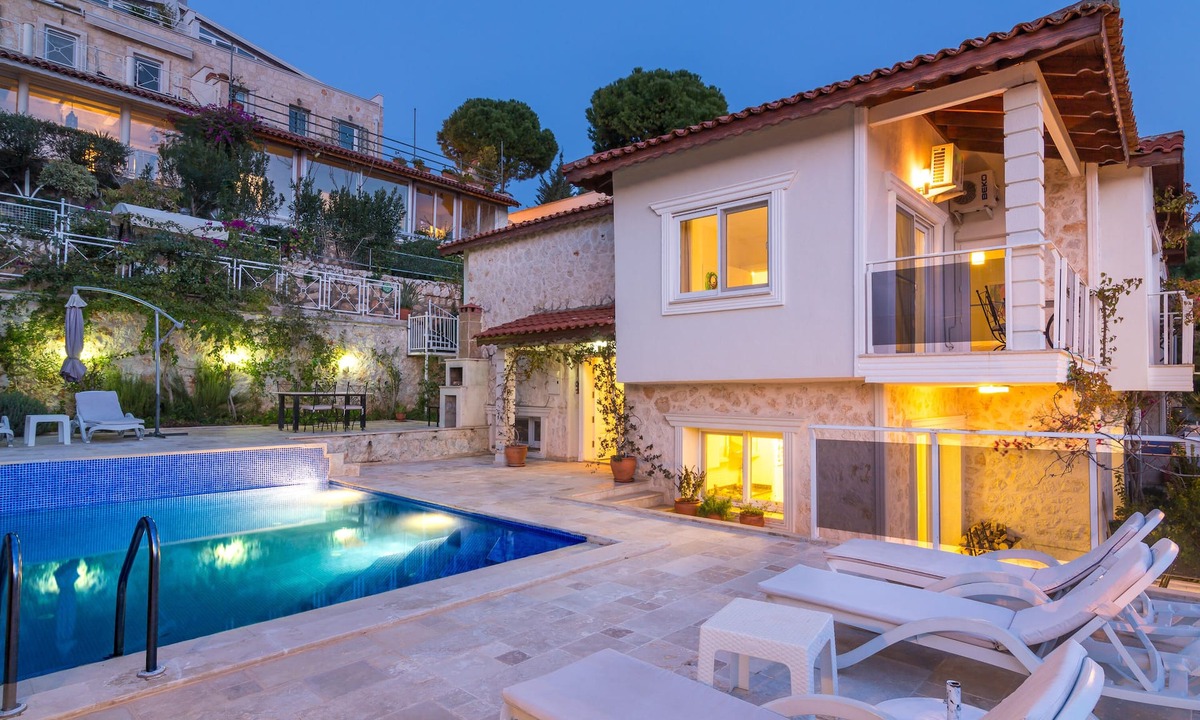Kalkan Villa | Luxury 4 bedroom semi-detached villa in Kalamar Bay