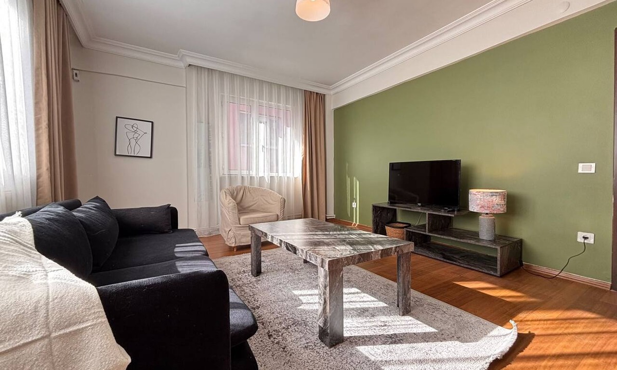 Sisli Apartment | Modern 3BR Near Metro and Cevahir