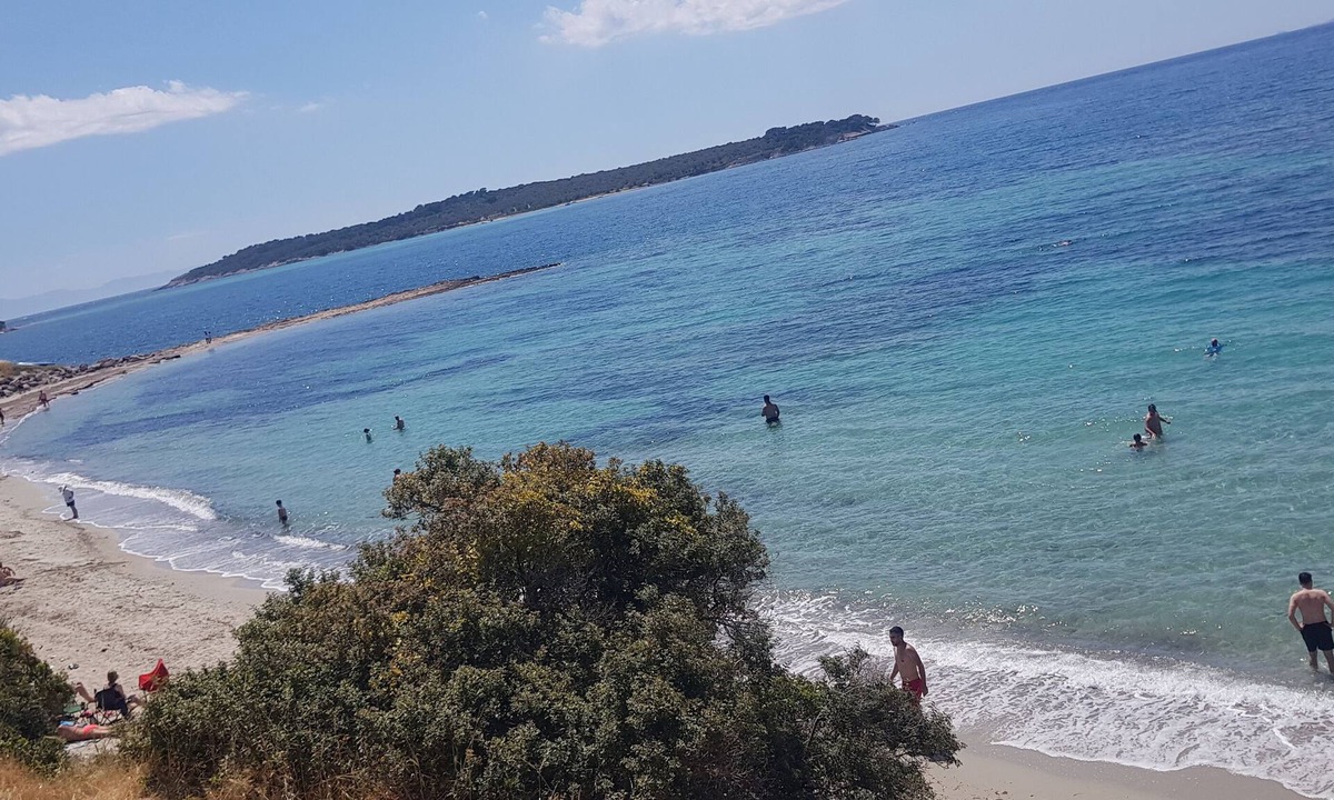 Dikili Bed & Breakfast | Nur Karen Taş Konak