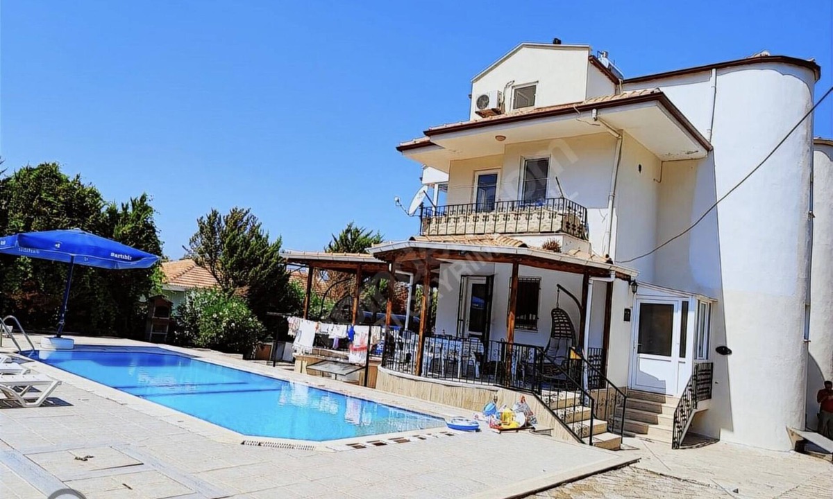 Oludeniz Apartment | Ölüdeniz villa with Pool for family On the way of Ölüdeniz. Big area barbacu….
