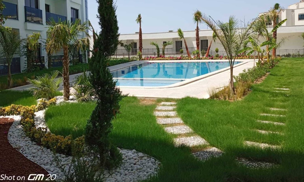 Kadnlar Denizi Mahallesi Apartment | One bedroom apartment in a Hotel concept with sea and pool view