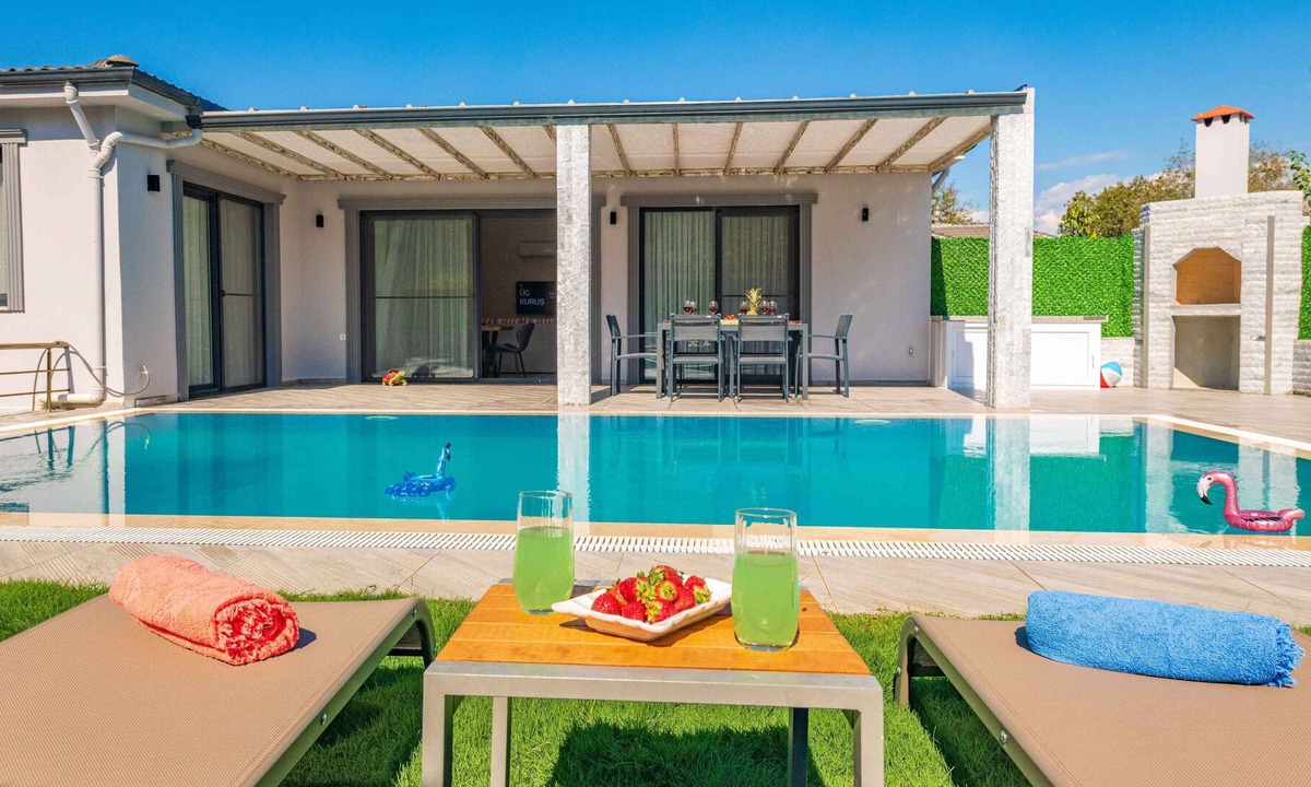 Fethiye Villa | Peaceful 2BR Villa W/ Pool & Large Garden, Fethiye Villa 1001