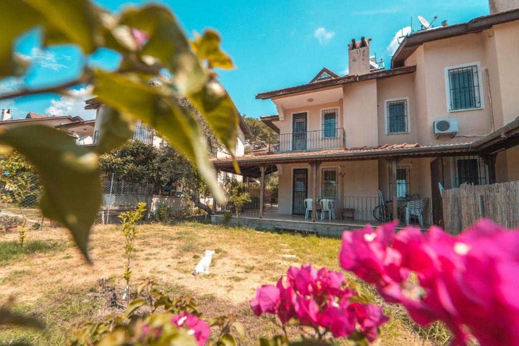 Gocek Villa | Peaceful Villa with Garden in Gocek, Fethiye