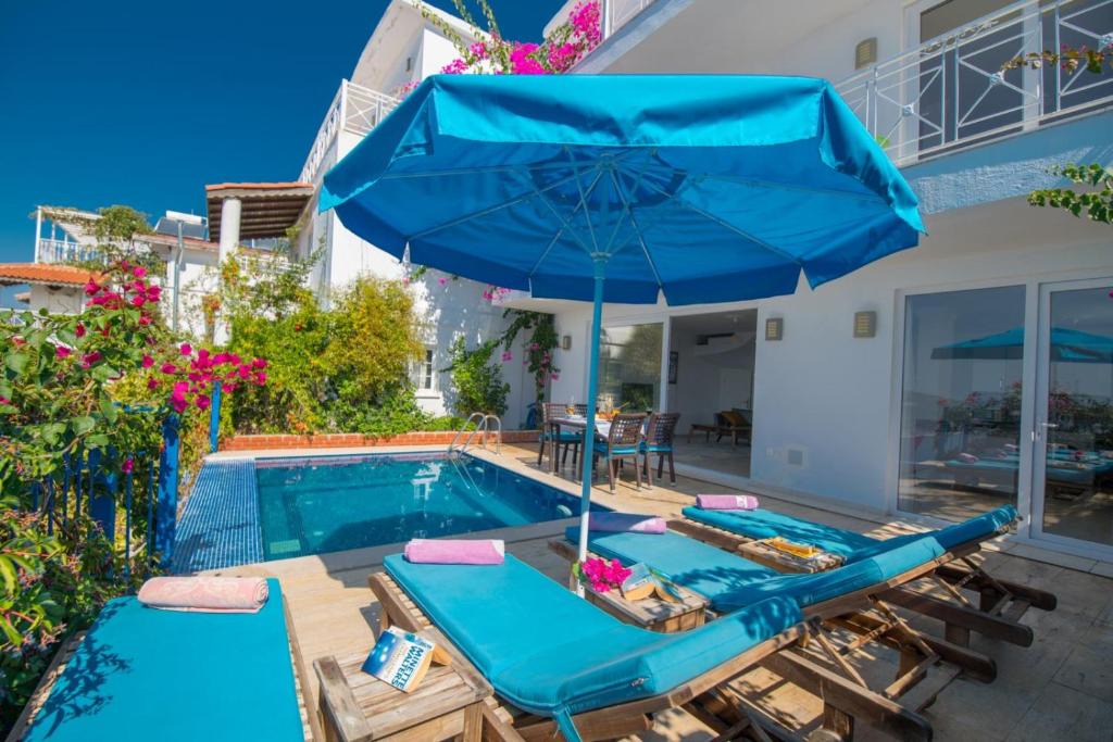 Kalkan Villa | Private Pool and Sea View Villa for 4 People in Antalya, Kaş - AWZ 133