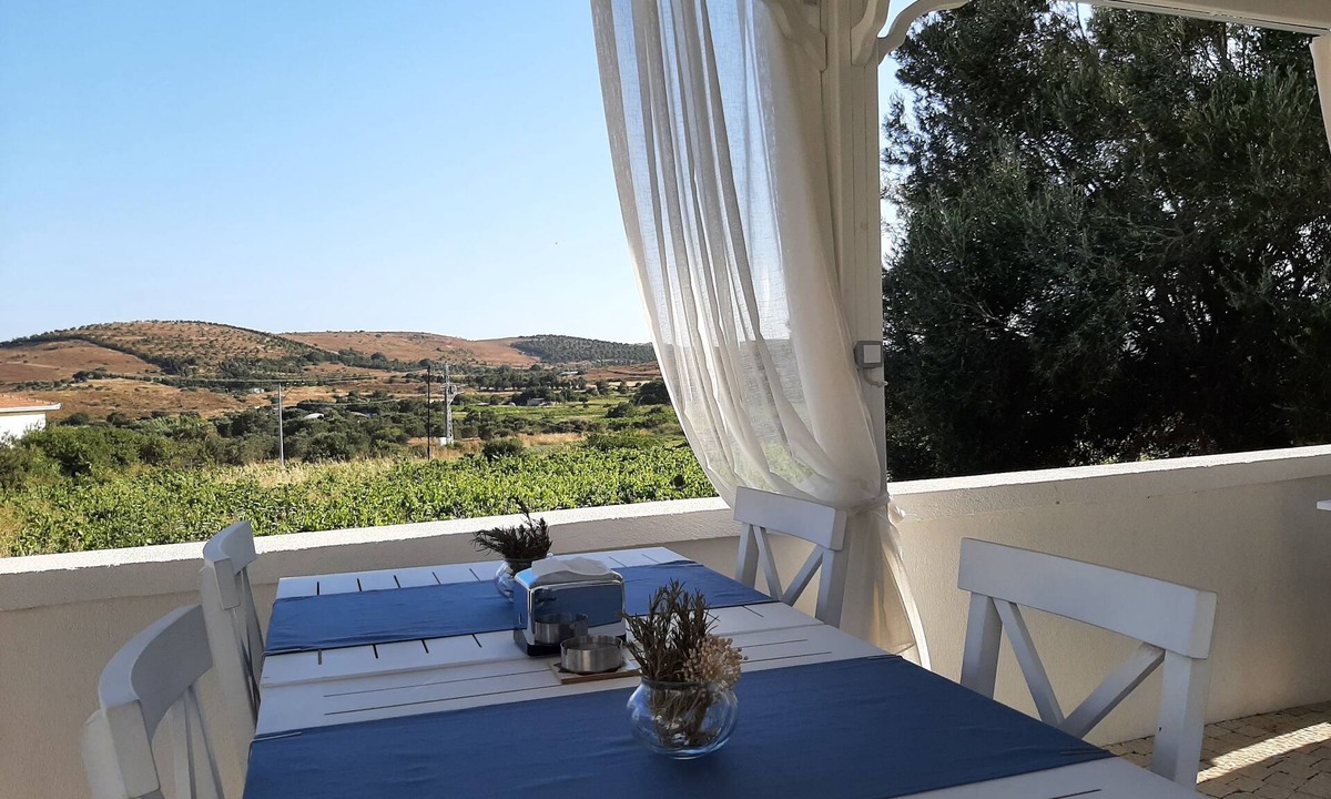 Bozcaada House | QonuQ Bozcaada