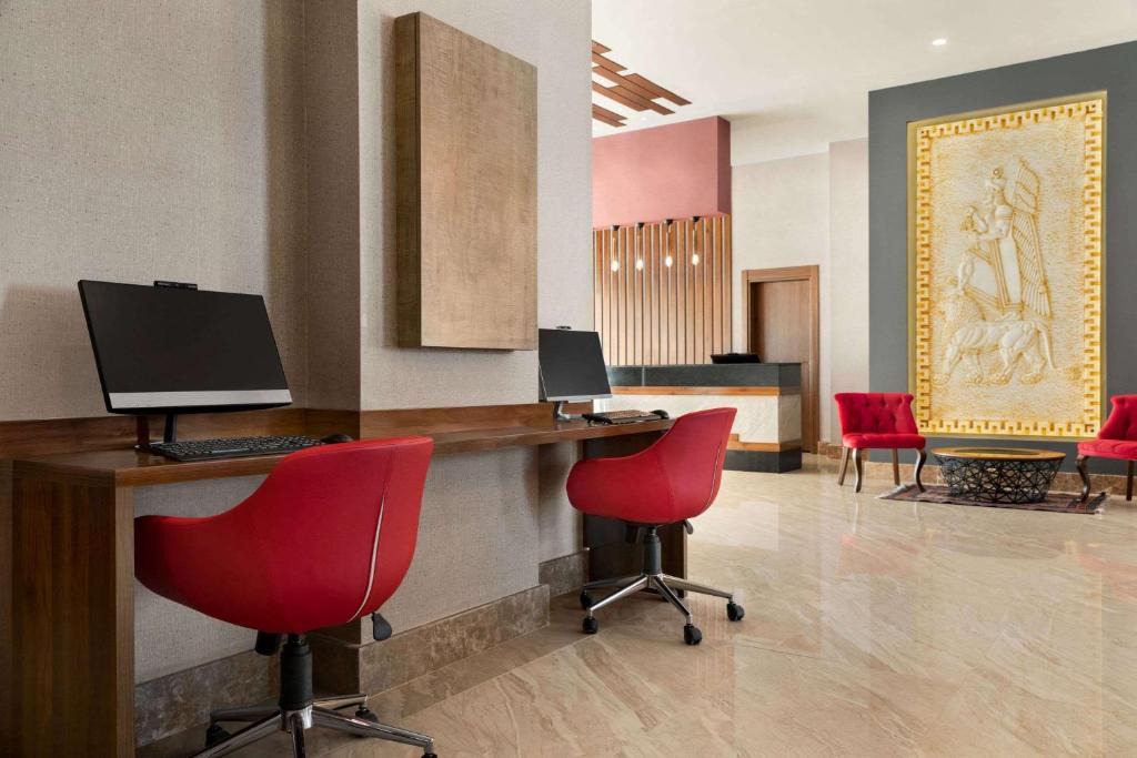 Edremit Hotel | Ramada by Wyndham Van