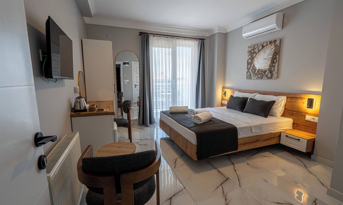 Mithatpasa Hotel | Rumet Cunda Otel