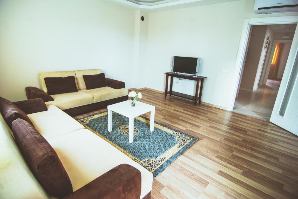 Sarsu Mahallesi Apartment | Spacious 2 Bedroom For Up To 5 With Mountain View. Free Wifi