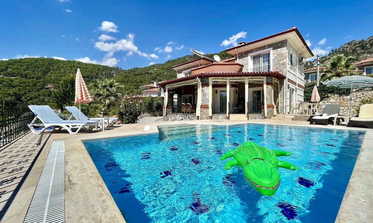 Fethiye Villa | Stunning Villa Semira, Perfect Condition, Private Pool & 1000m2 Garden,WIFI