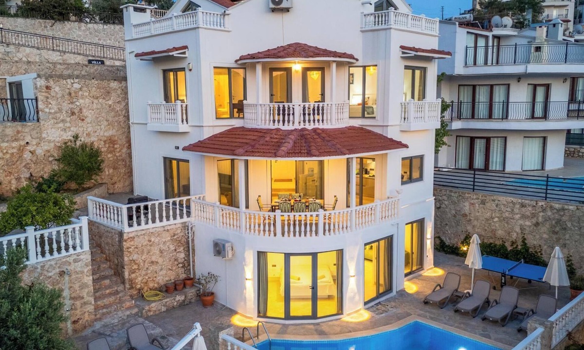 Kalkan Villa | Swallow's Rest, 4 bedroom modern villa in Kisla with spectacular sea views