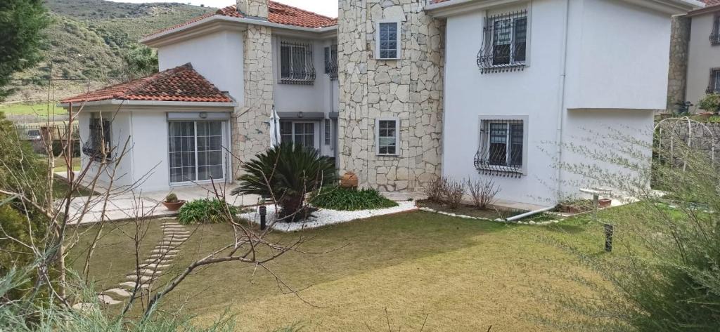 Guzelbahce Villa | Taşkule villa
