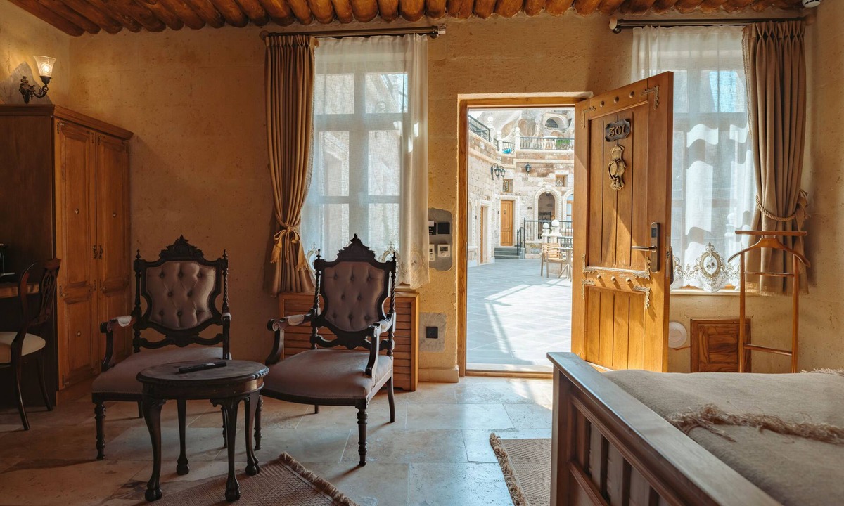 Uchisar Hotel | The Kingdom Of Cappadocia Luxury Cave Hotel
