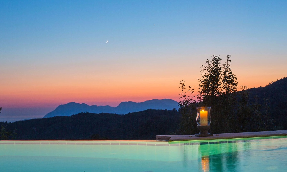 Islamlar Villa | Traditional Villa Private & not overlooked; Heated Pool and Stunning views