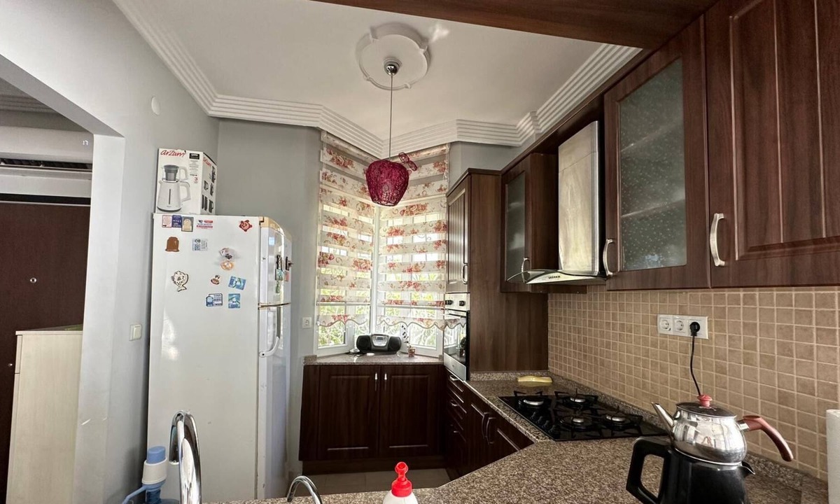 Muratpasa Villa | Triplex Villa with Pool & Garden