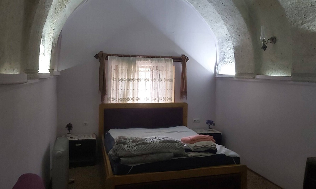 Avanos House | Typical stone house with arches