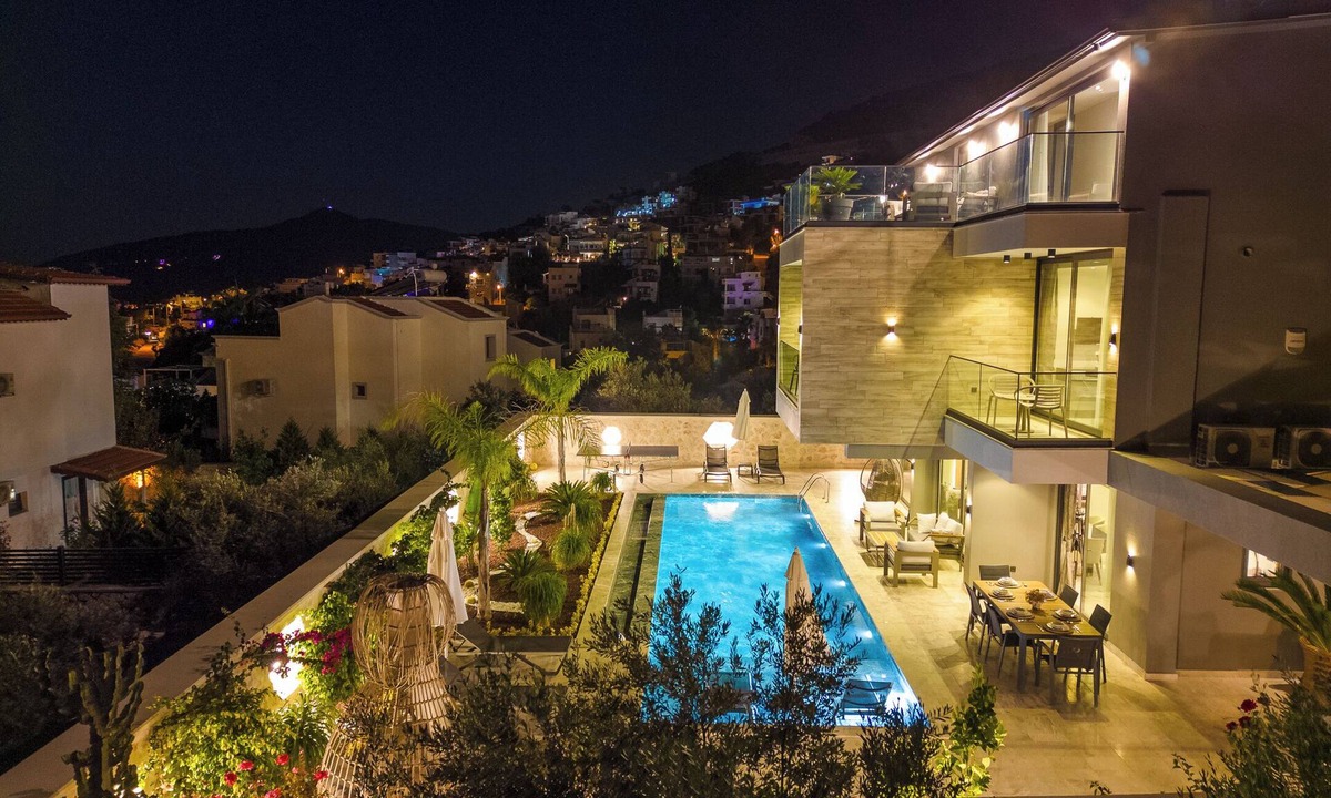 Kalkan Villa | Villa Kazarman, Kalkan’ın kalbinde denize, merkeze Yakın