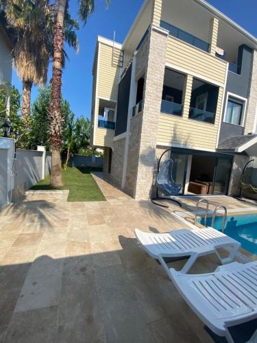 Kadriye Villa | Villa Pars Antalya Luxury 3 Bedroom Family Villa Private Pool Rooftop Terrace