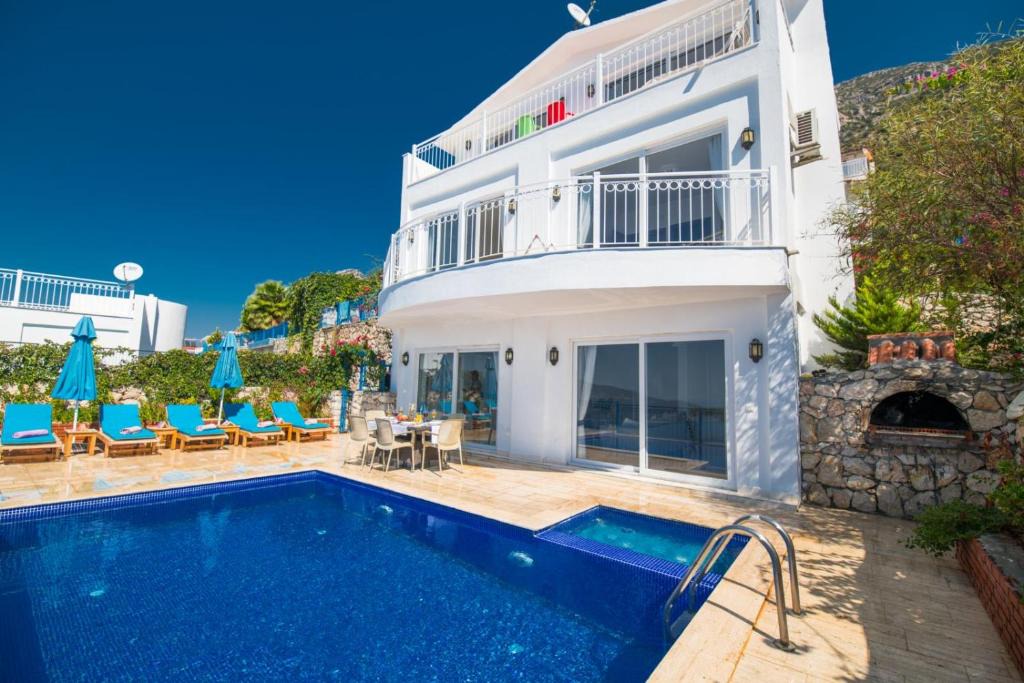 Kalkan Villa | Villa with Children's Pool and Sea View for 6 People in Antalya, Kaş - AWZ 135