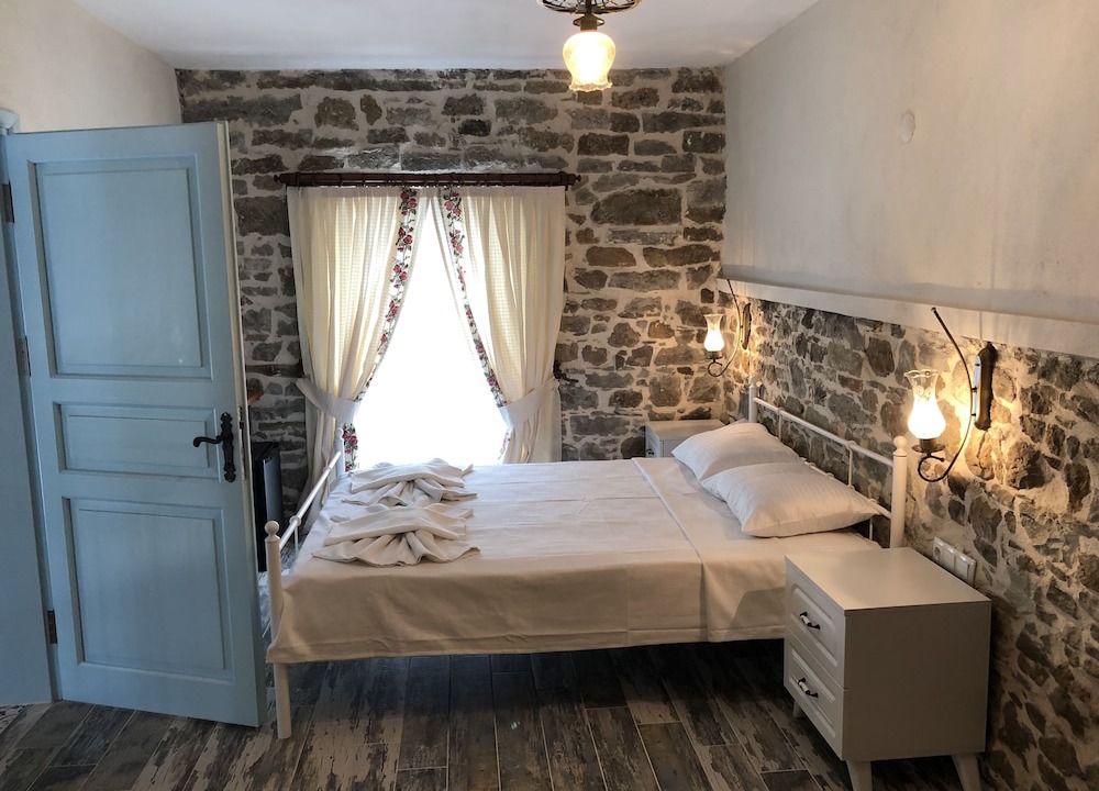 Gokceada Hotel | Vintage Inn Boutique Hotel