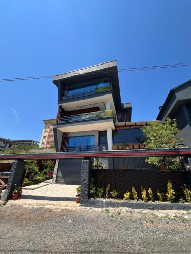 Akcaabat Villa | Yeşilliğin İçindeki Aradığınız Huzur