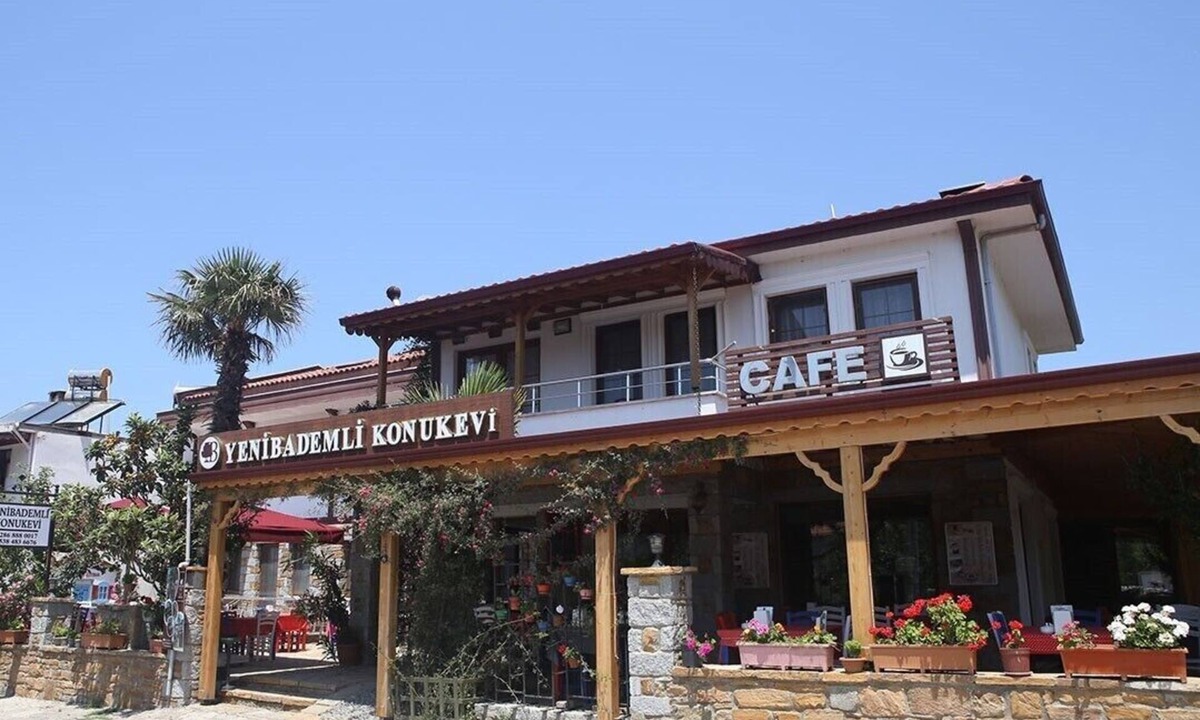 Yenibademli Hotel | Yeni Bademli Konukevi